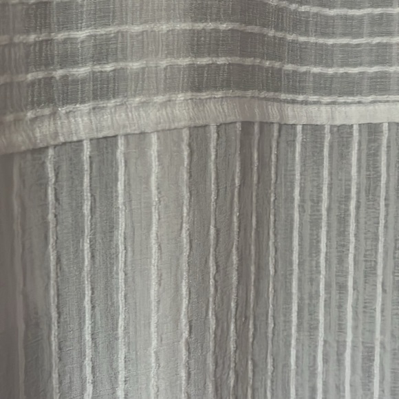 Ollie oversized button up white shirt - Picture 3 of 8